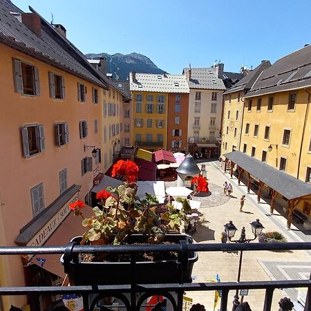 Appartement De Charme Le 1707 Au Coeur De La Cite Vauban Briançon Buitenkant foto